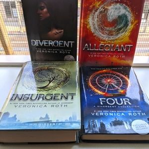Divergent complete series Softcover and hardcovers